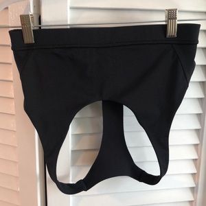 Lululemon sports bra size 8